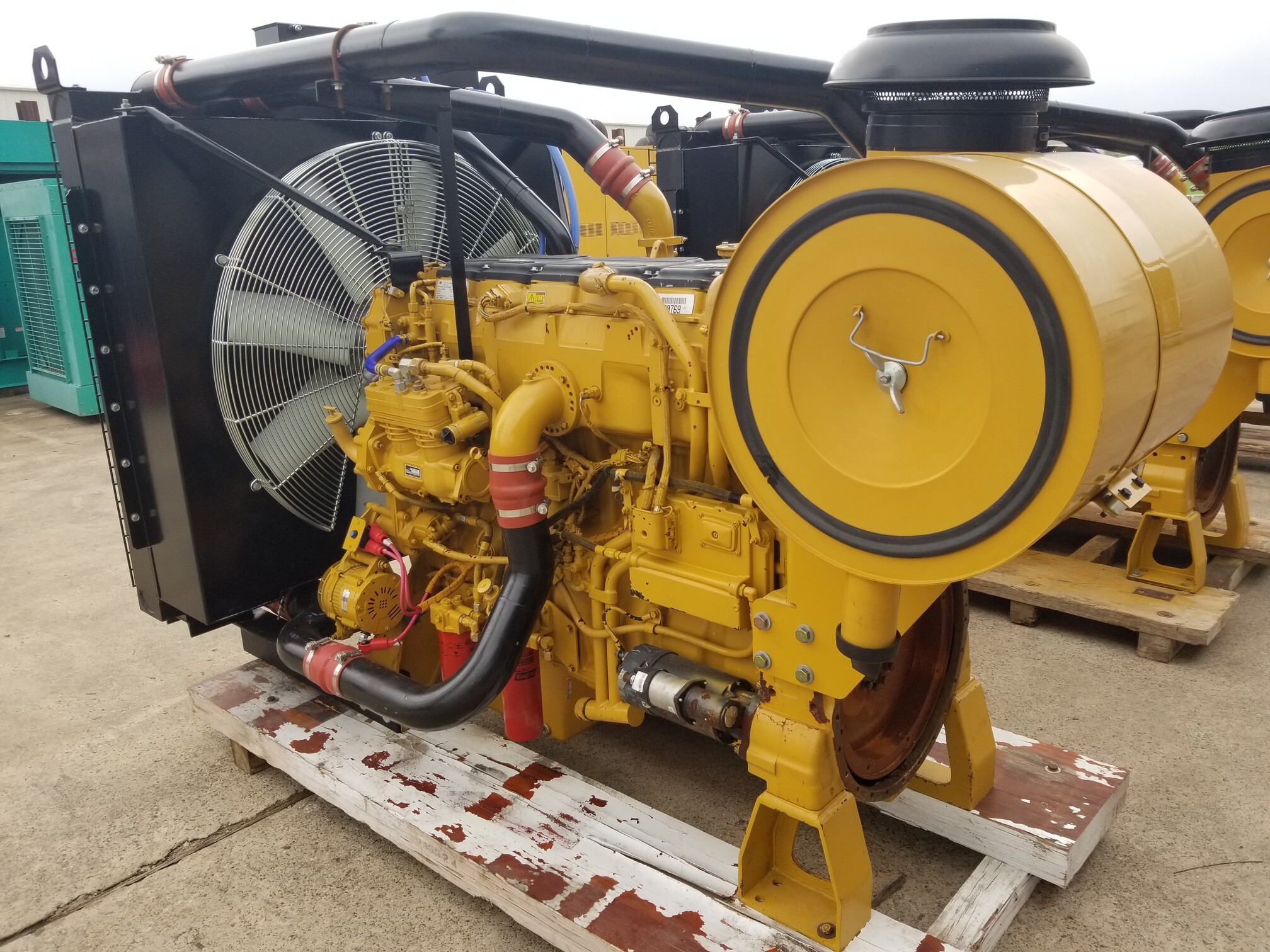 Surplus_CAT_C18_Industrial_Engine838945151.jpg