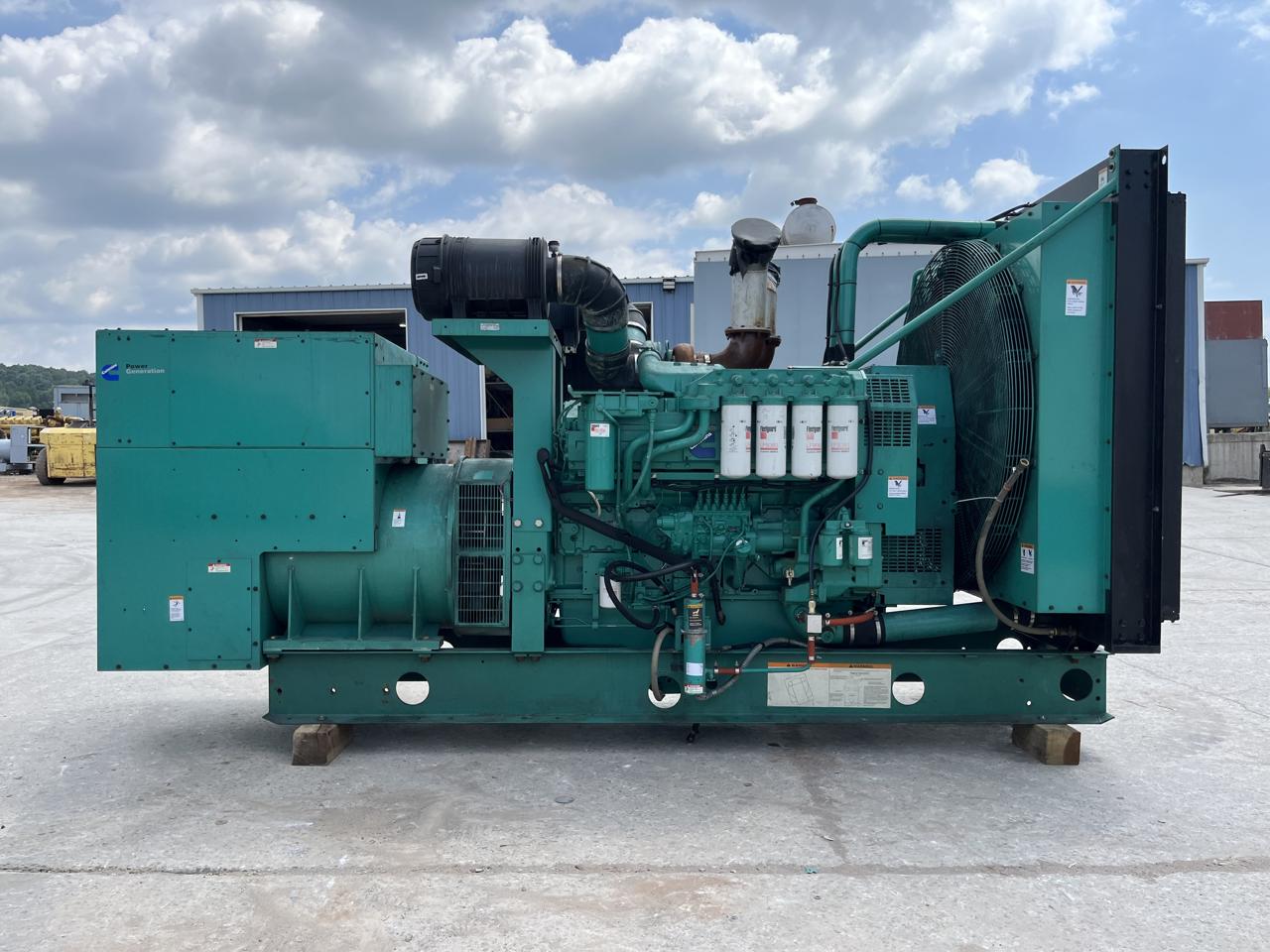 Cummins QST30 Generator Set (1) Cummins QST30 Generator Set (1)