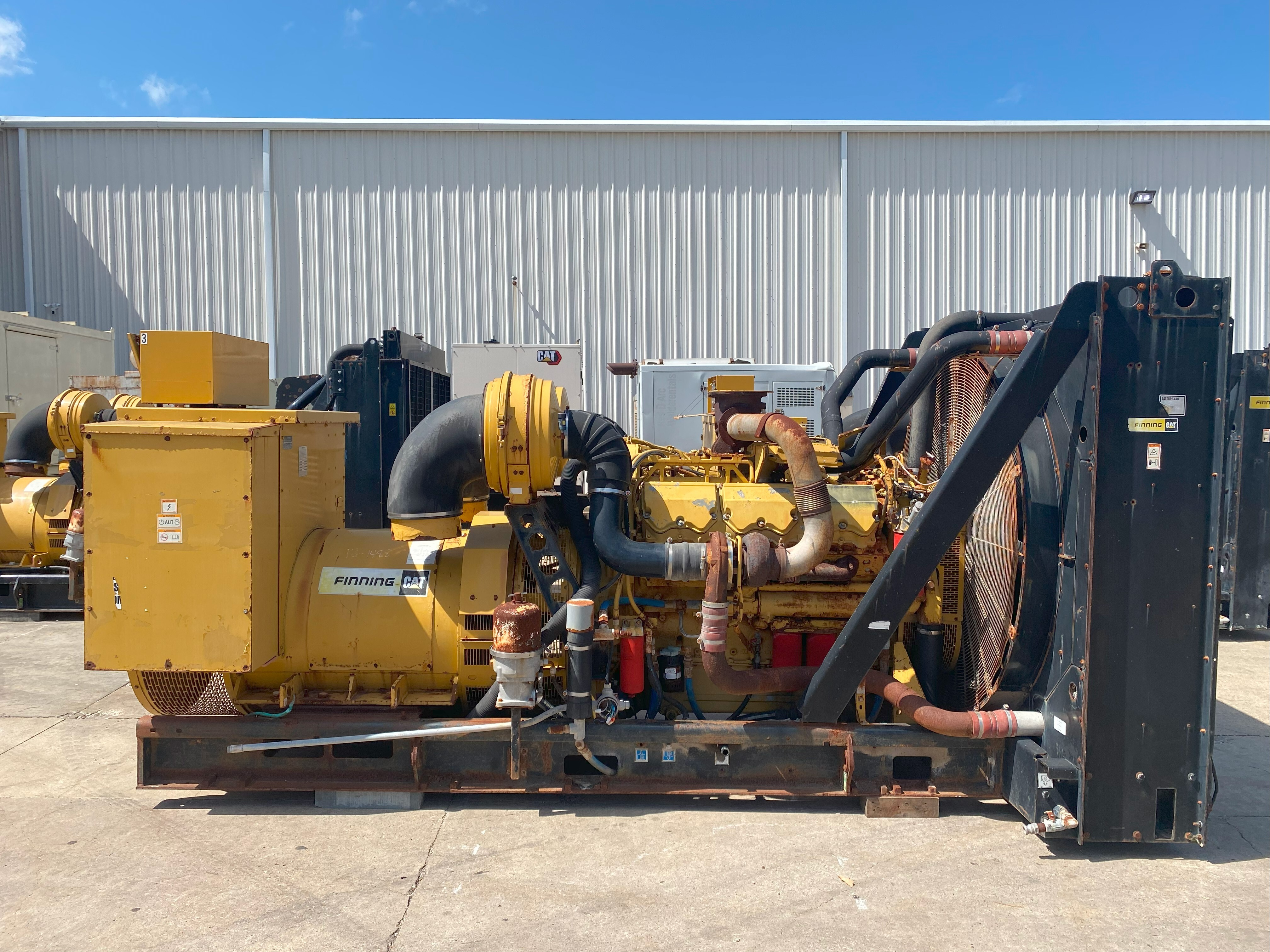 CAT C32 Generator Set (1) CAT C32 Generator Set (1)