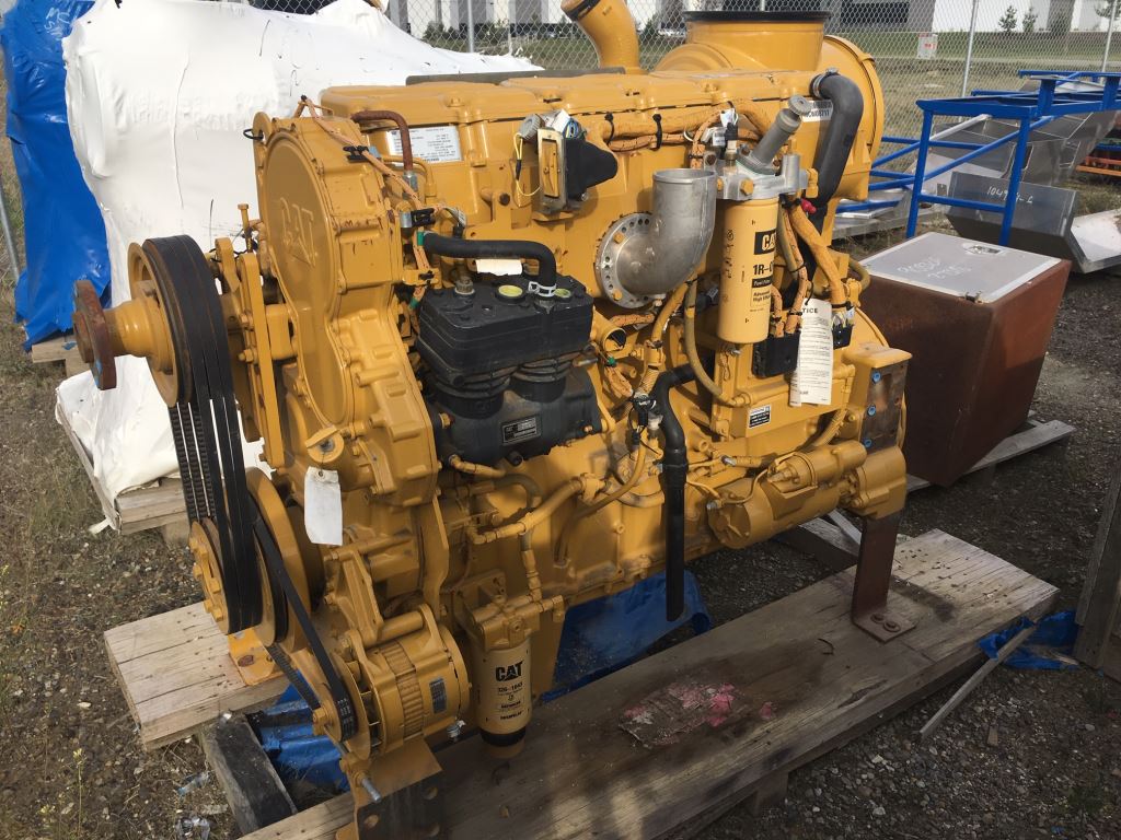 New_CAT_C15_Industrial_Engine1288641954.jpg